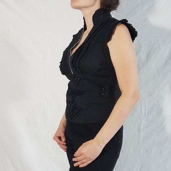 Beautiful woman's top - Picture 8 of 8